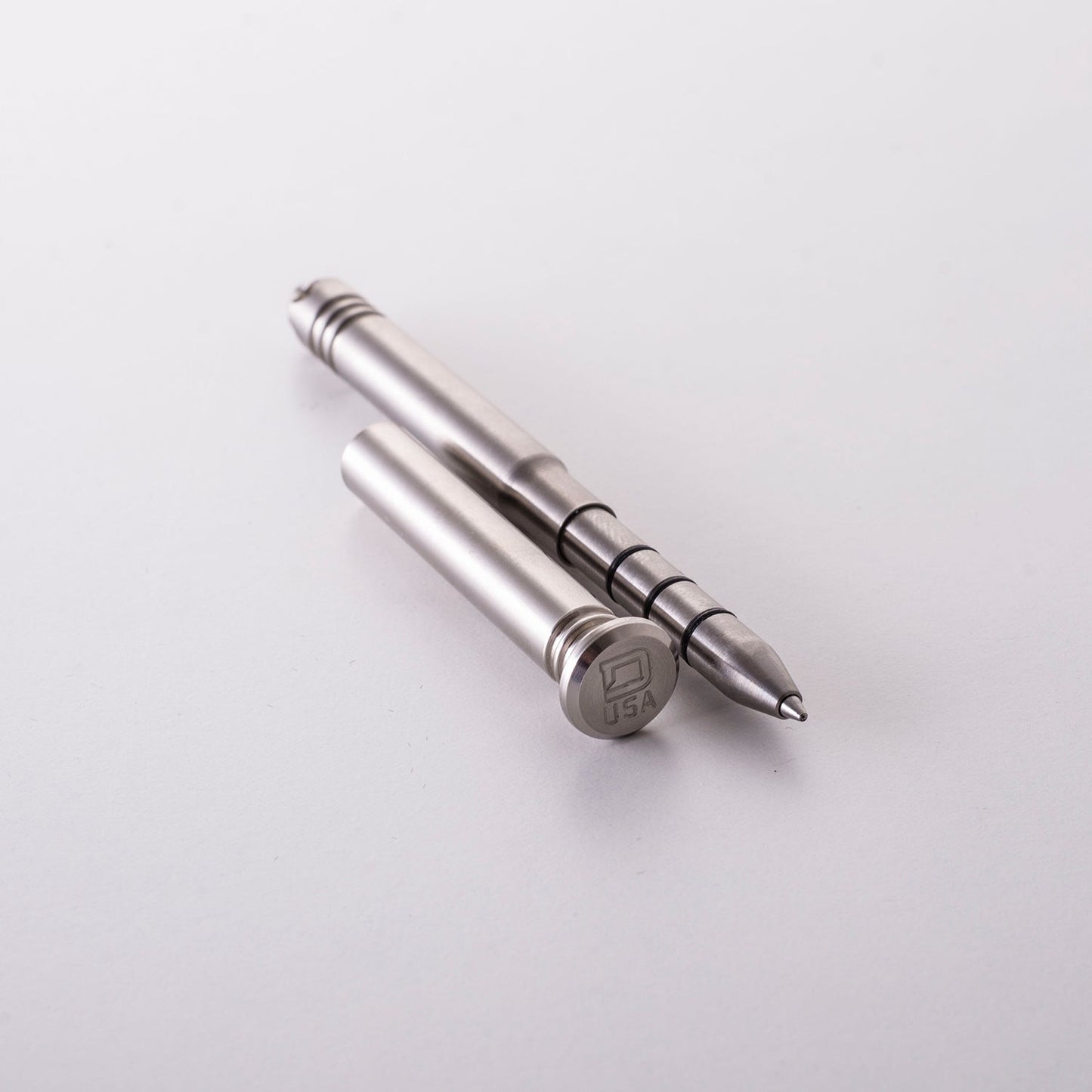 P01 TITANIUM DANGO PEN