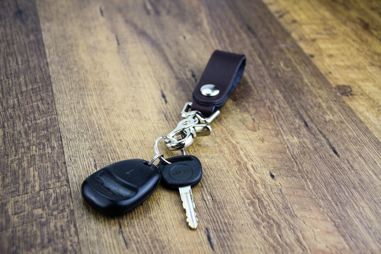 Leather Valet Keychain | Made in USA of Full Grain Leather | Quick Detach | Leather Belt Keeper