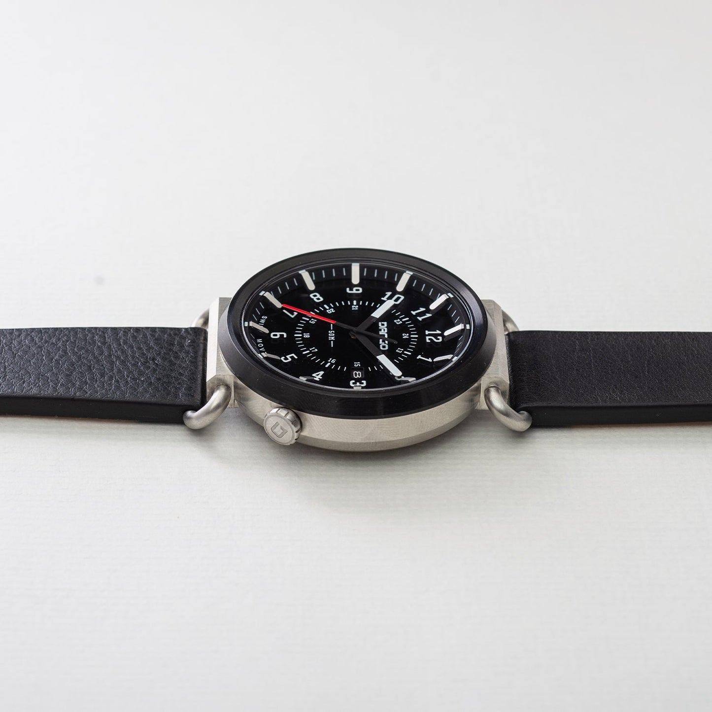 TK-01 - TREK WATCH WITH ITALIAN LEATHER STRAP - JET BLACK