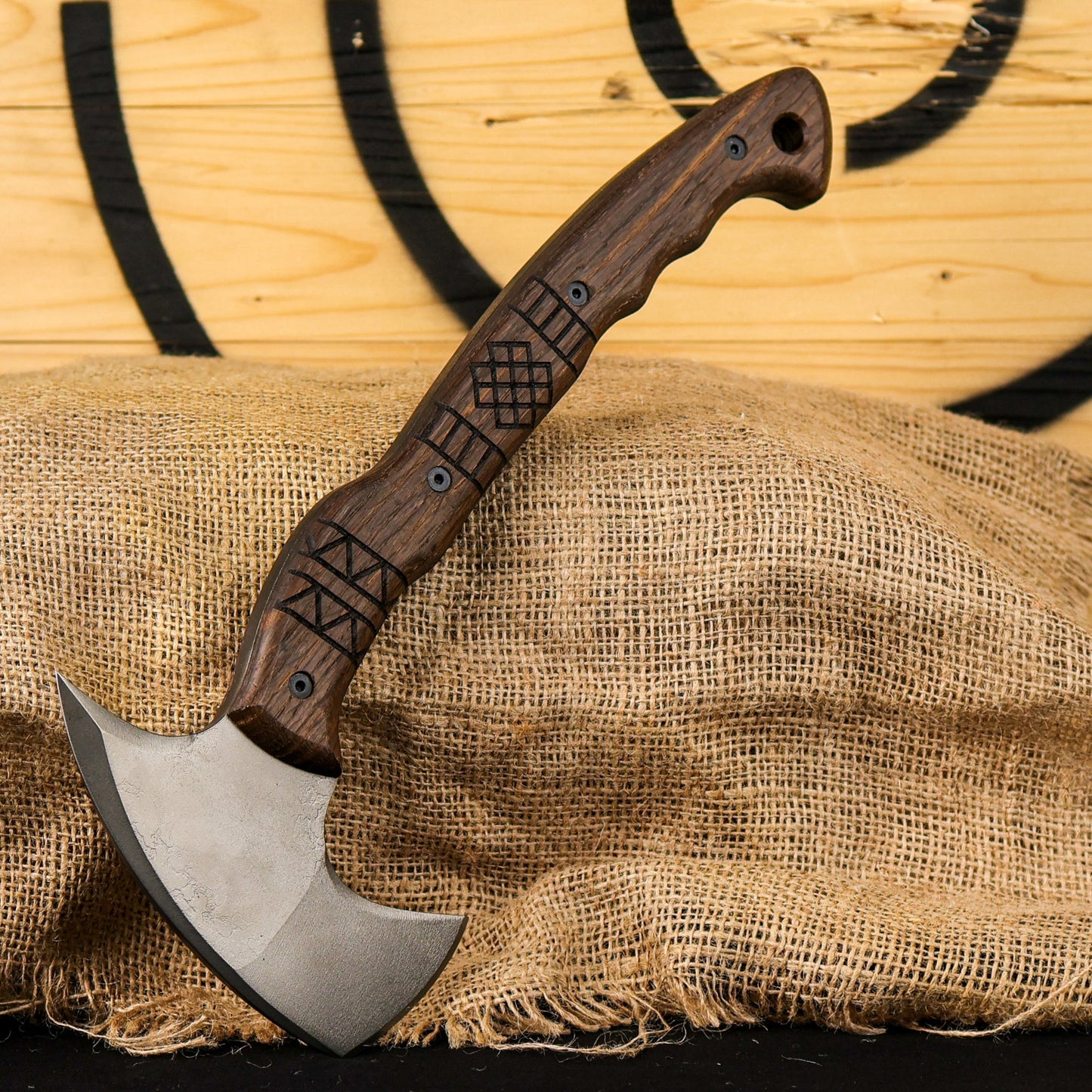 Tribal engraved tomahawk "Navaro"