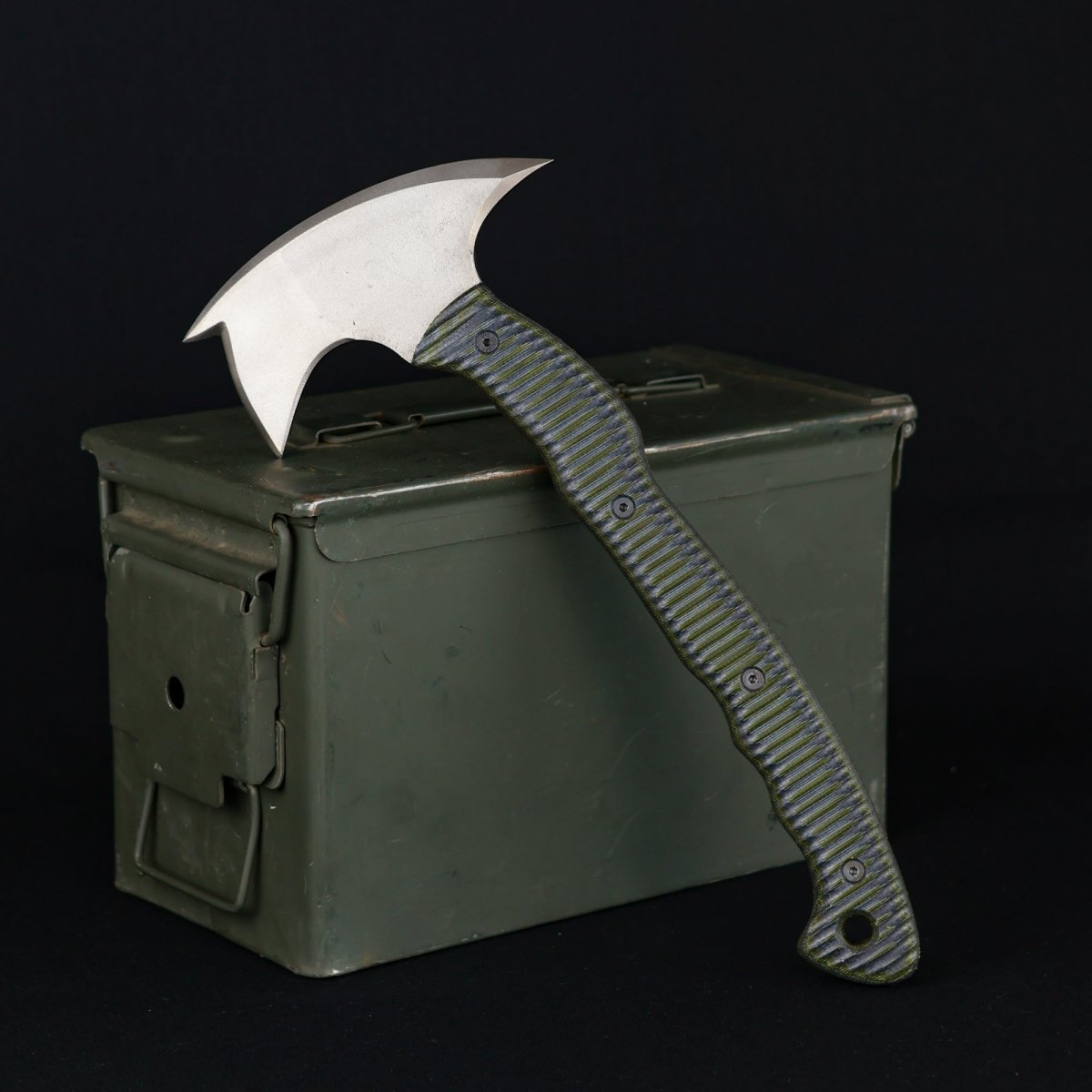 Tomahawk tactical "Alvaldi" with micarta handle